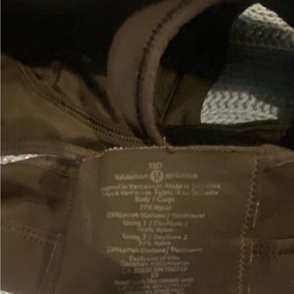 Lululemon athletic running bra size 32D - Picture 4 of 4